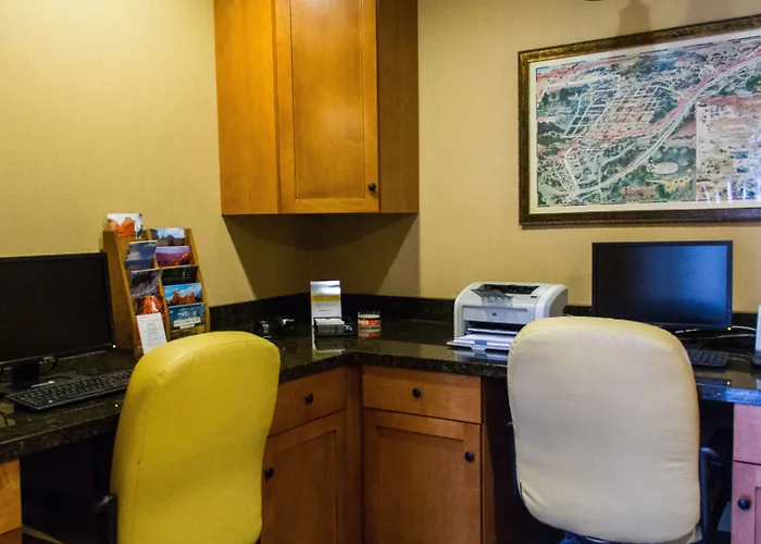 Comfort South I-17 Inn 5*