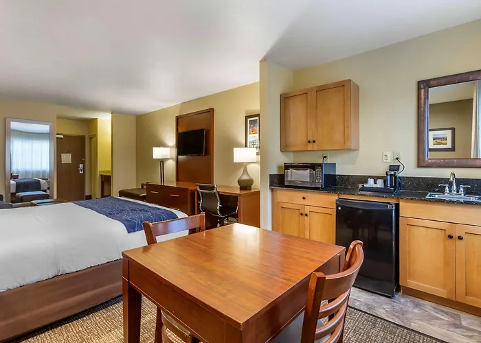 Inn Comfort South I-17
