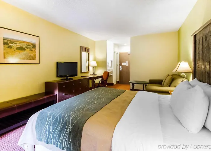 Inn Comfort South I-17 5*